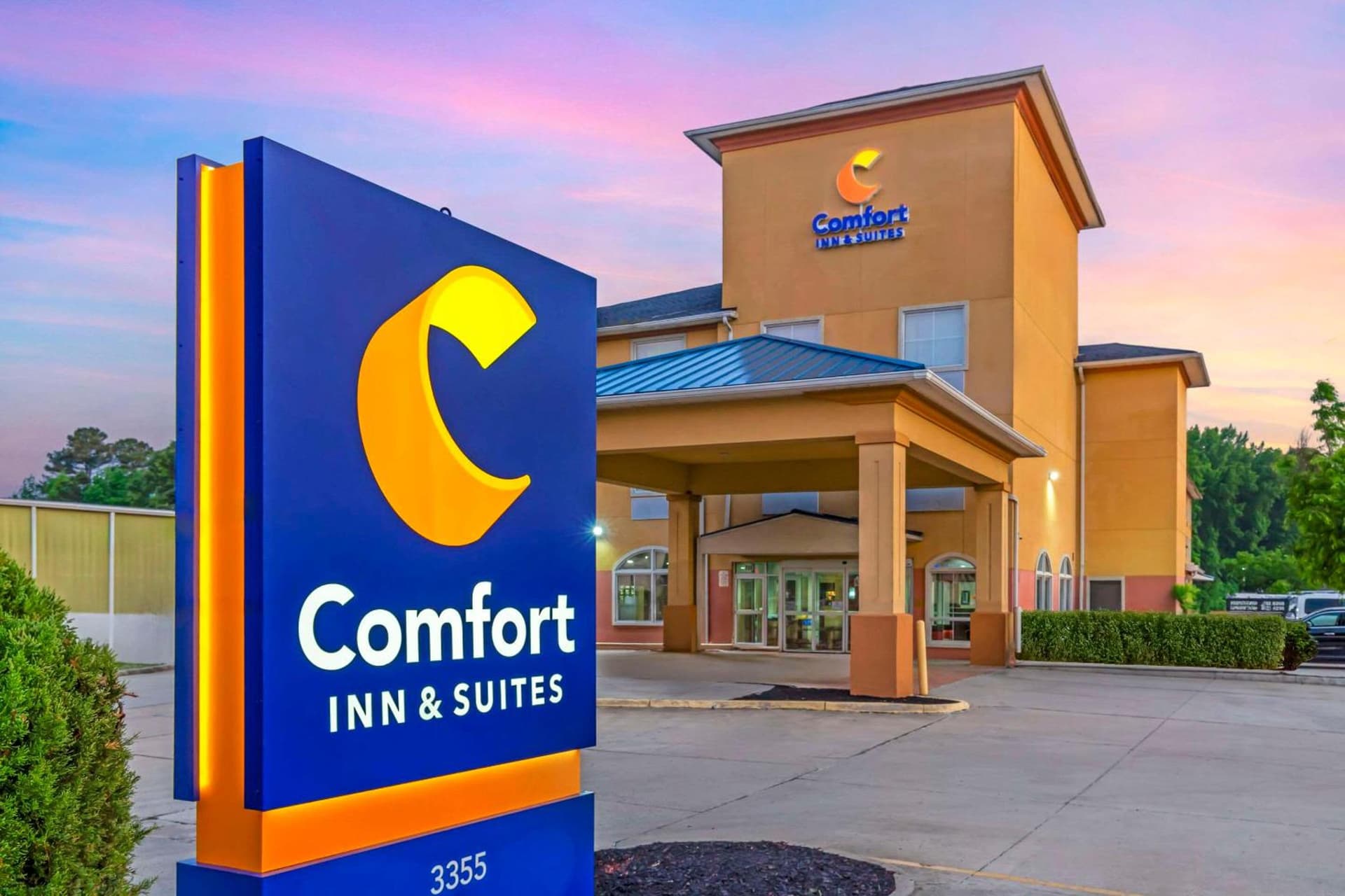 Comfort Inn & Suites Chesapeake - Portsmouth property views in Chesapeake, VA — gallery photo 3