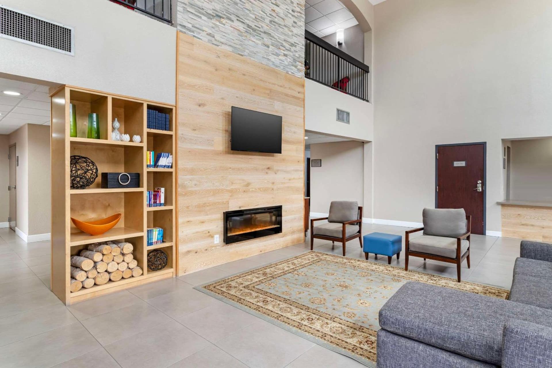 Comfort Suites Shenandoah-The Woodlands gallery photo in The Woodlands, TX — image 11