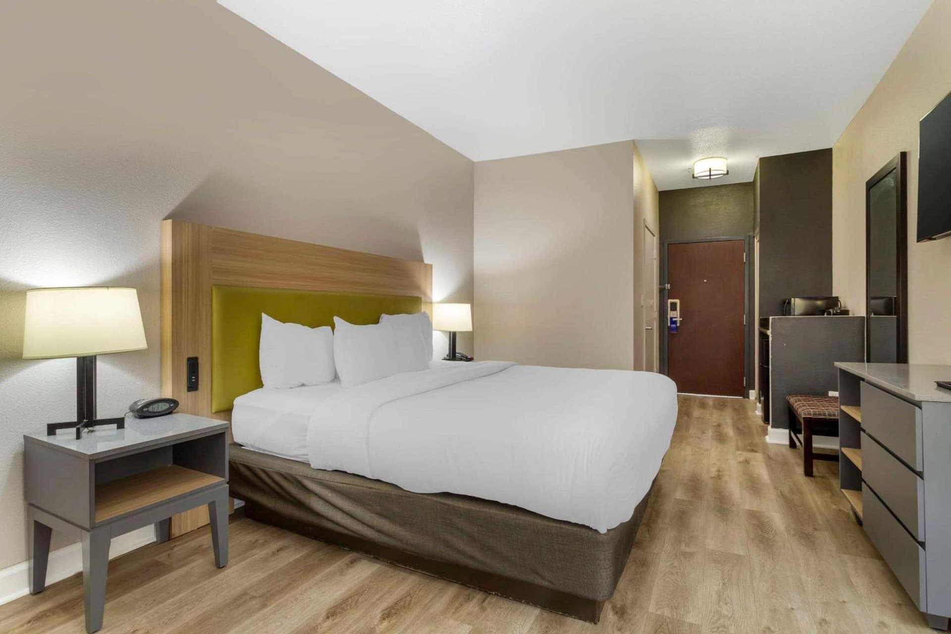 Comfort Suites Shenandoah-The Woodlands interior in The Woodlands, TX — gallery photo 2
