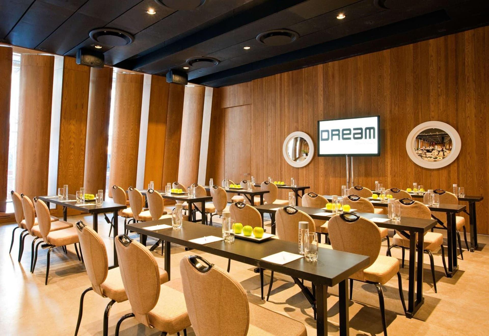 Dream Downtown, by Hyatt property views in New York, NY — gallery photo 3
