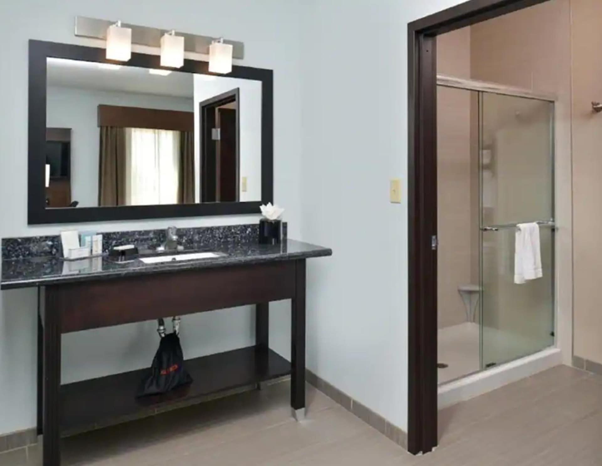 Hampton Inn and Suites Port Aransas gallery photo in Port Aransas, TX — image 5