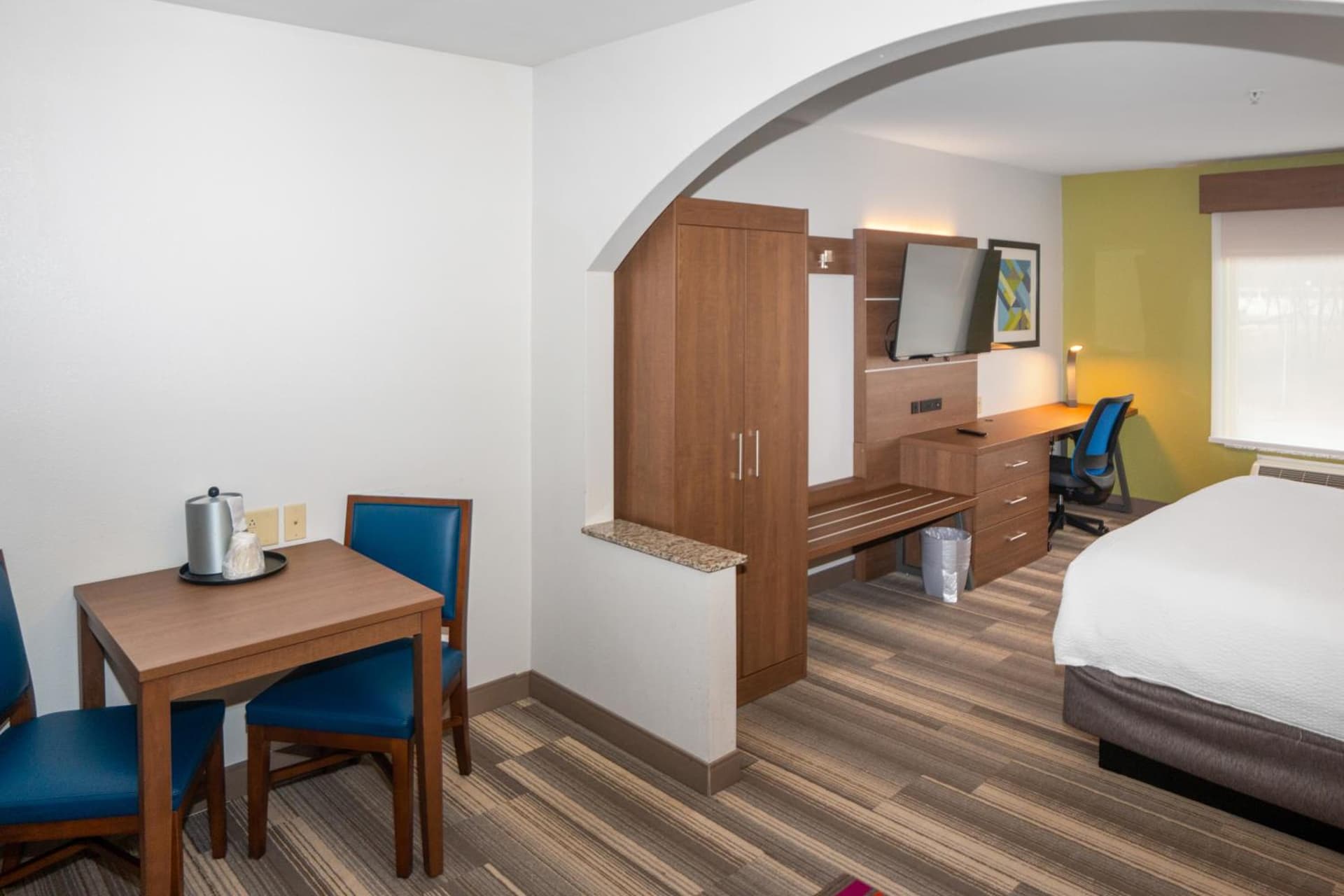 Holiday Inn Express and Suites Stroudsburg-Poconos by IHG gallery photo in Stroudsburg, PA — image 35