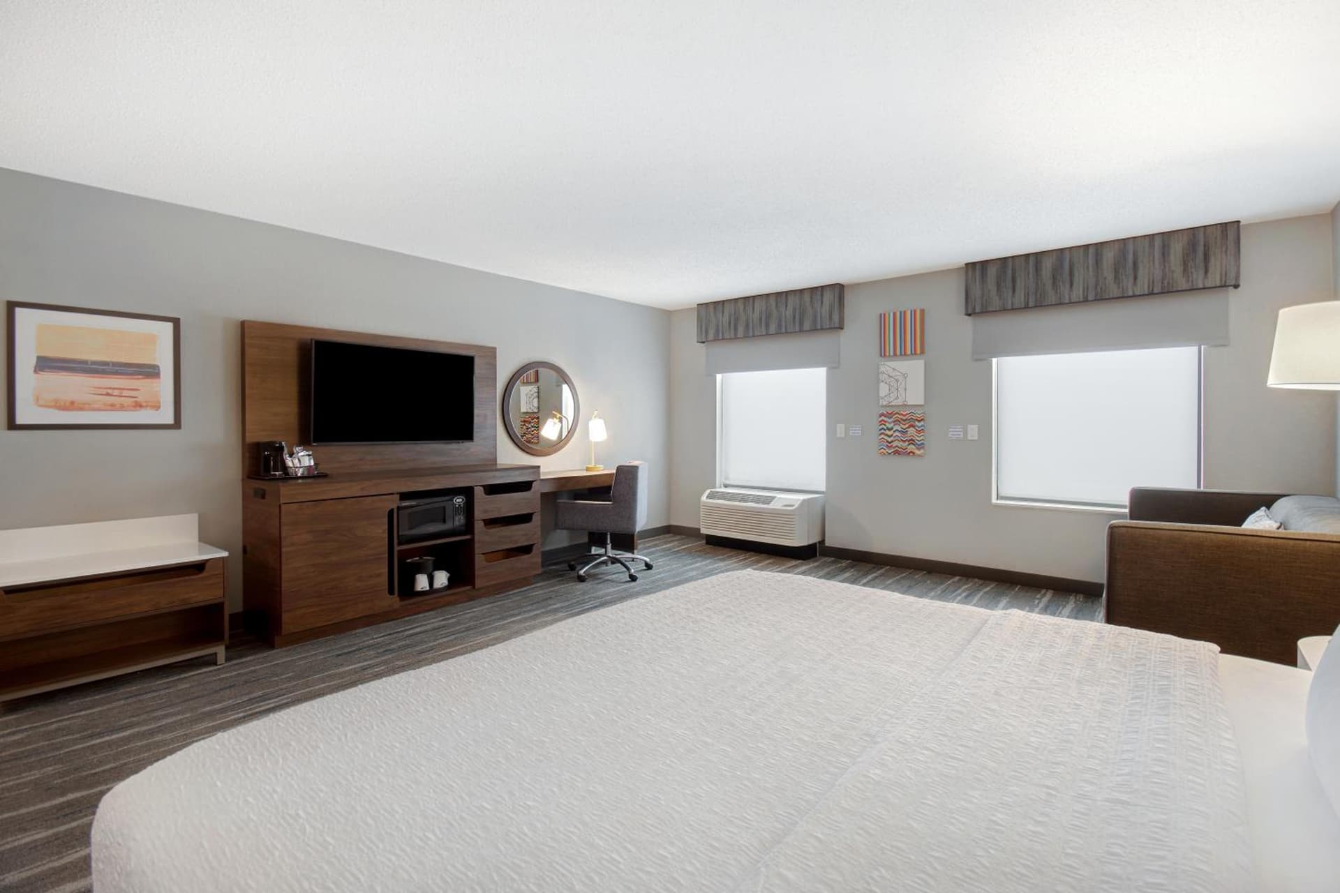 Hampton Inn & Suites Dayton-Vandalia property views in Murlin Heights, OH — gallery photo 3