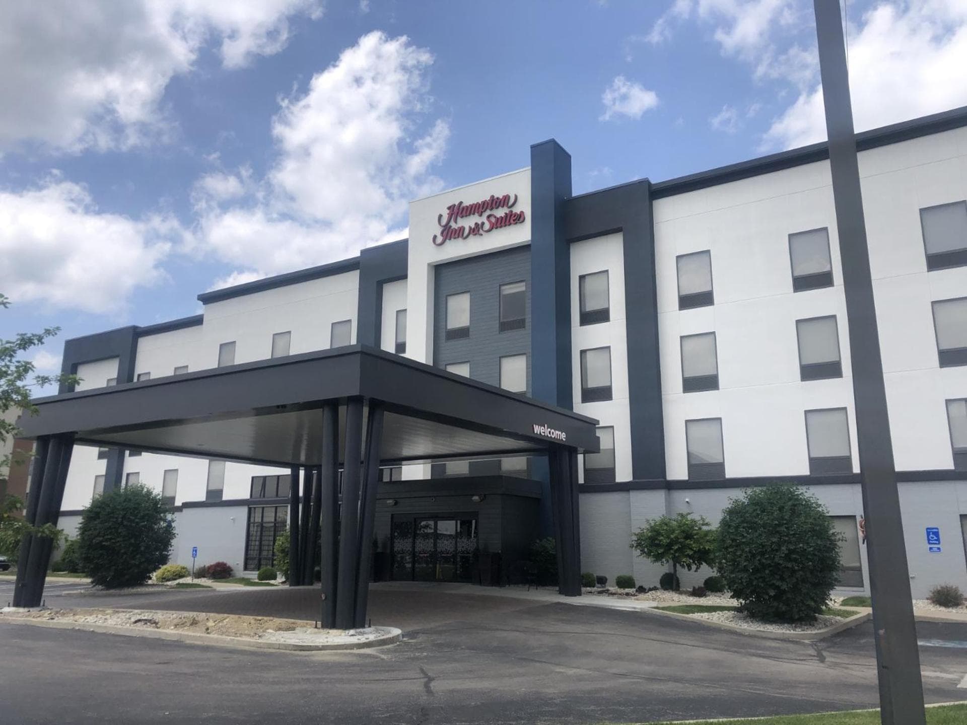 Hampton Inn & Suites Dayton-Vandalia featured exterior or lobby in Murlin Heights, OH — similar hotel