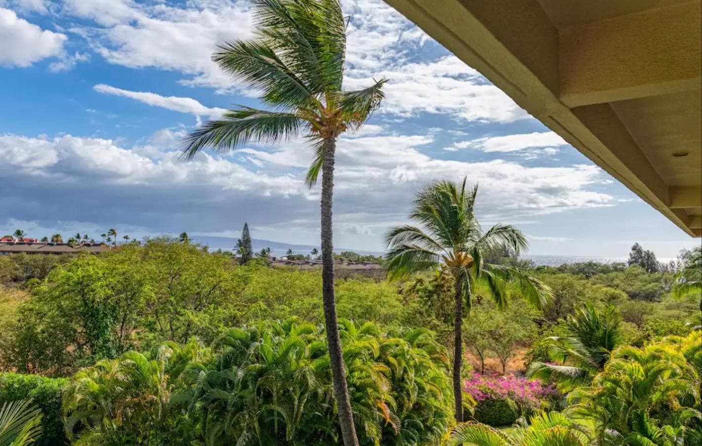 King Bed + Pools | Steps to Kamaole Beach property views in Wailea, HI — gallery photo 3
