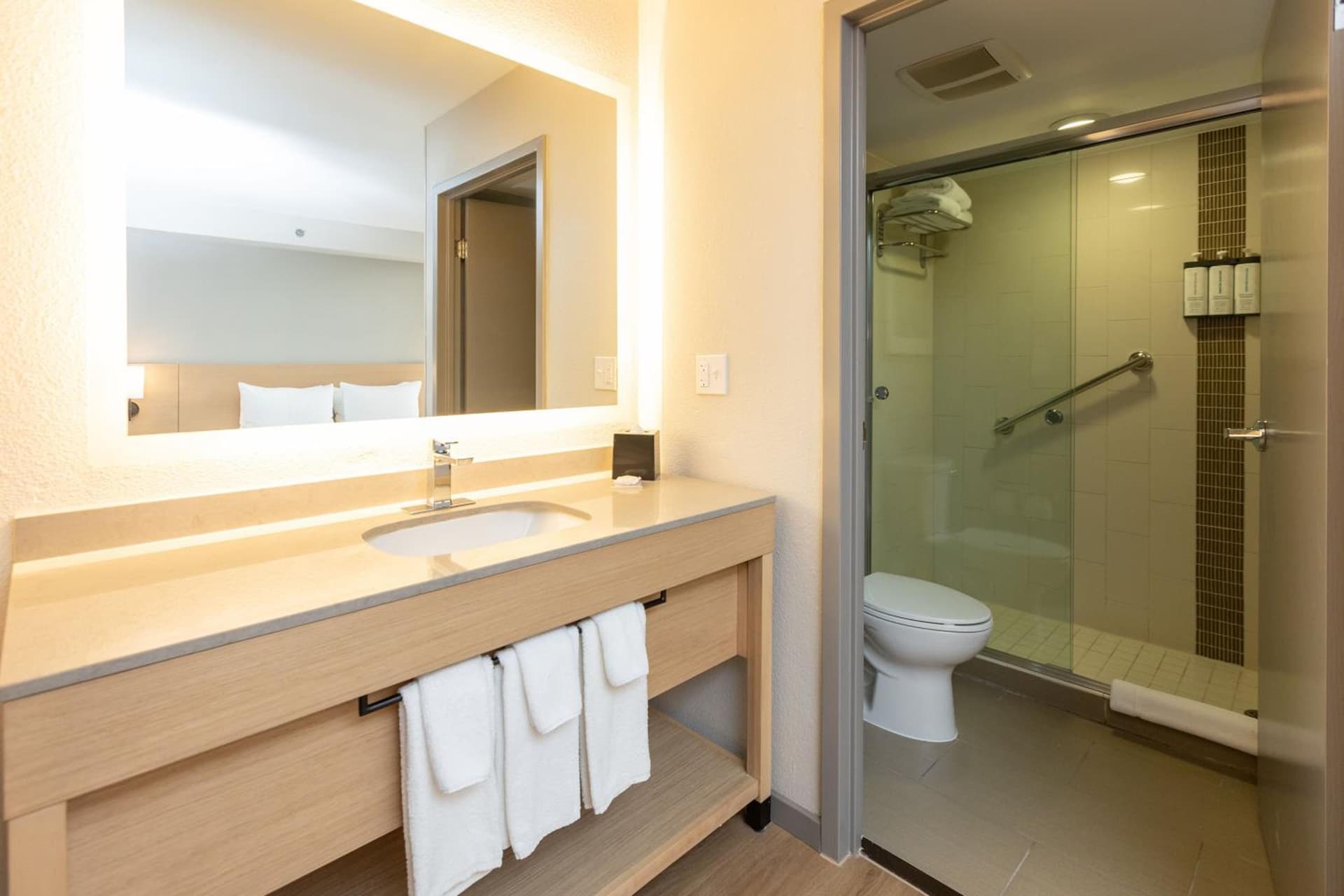 Hyatt Place Charlotte Arrowood gallery photo in Charlotte, NC — image 48