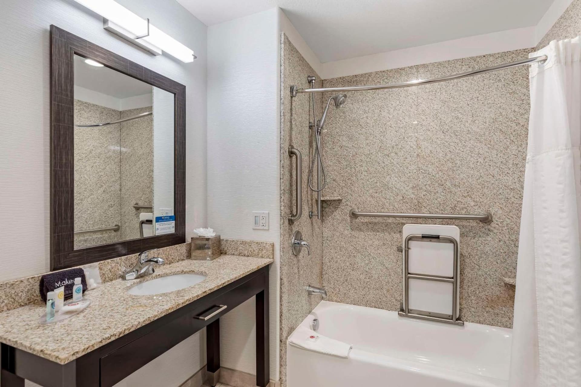 Comfort Inn & Suites Brighton Denver NE Medical Center gallery photo in Brighton, CO — image 54