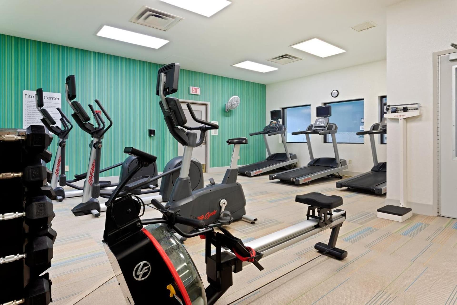 Holiday Inn Express Hauppauge-Long Island by IHG gallery photo in Hauppauge, NY — image 56