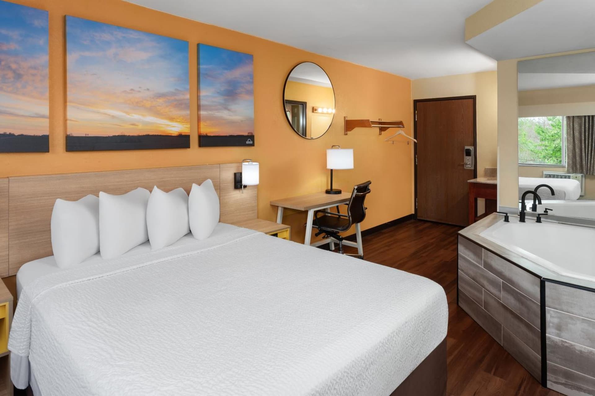 Days Inn by Wyndham Rockford I-90 Walking Distance to Casino gallery photo in Rockford, IL — image 35