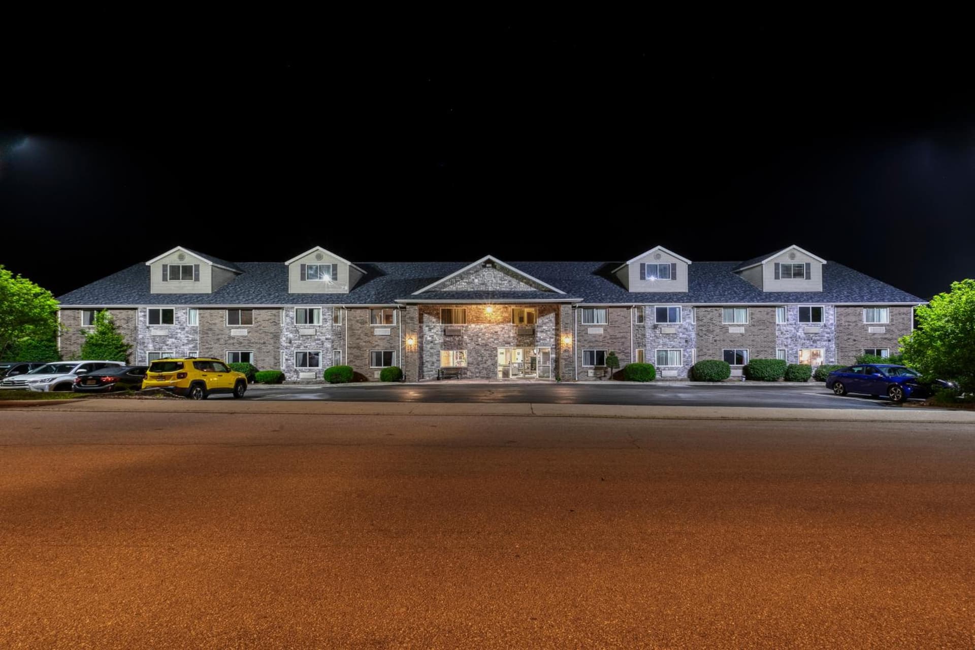 All Towne Suites property views in Saint Robert, MO — gallery photo 3