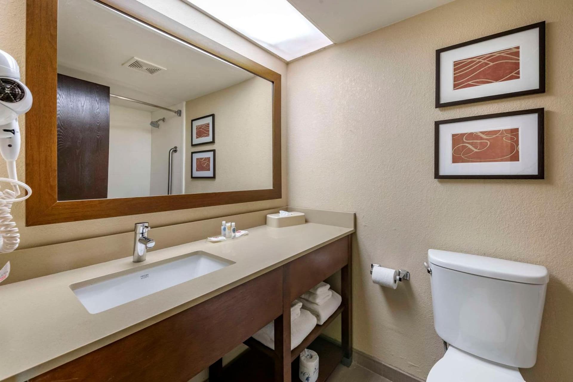 Comfort Suites Baymeadows Near Butler Blvd gallery photo in Jacksonville, FL — image 21