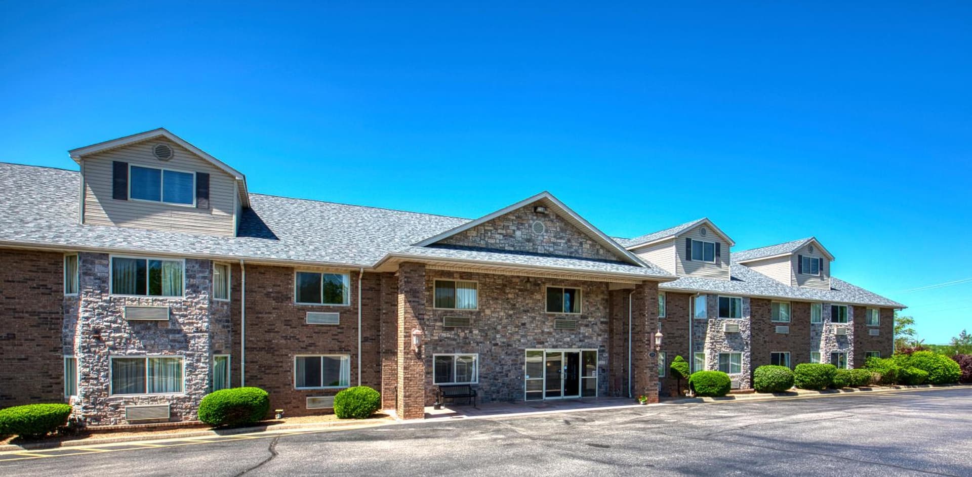 All Towne Suites featured exterior or lobby in Saint Robert, MO — similar hotel