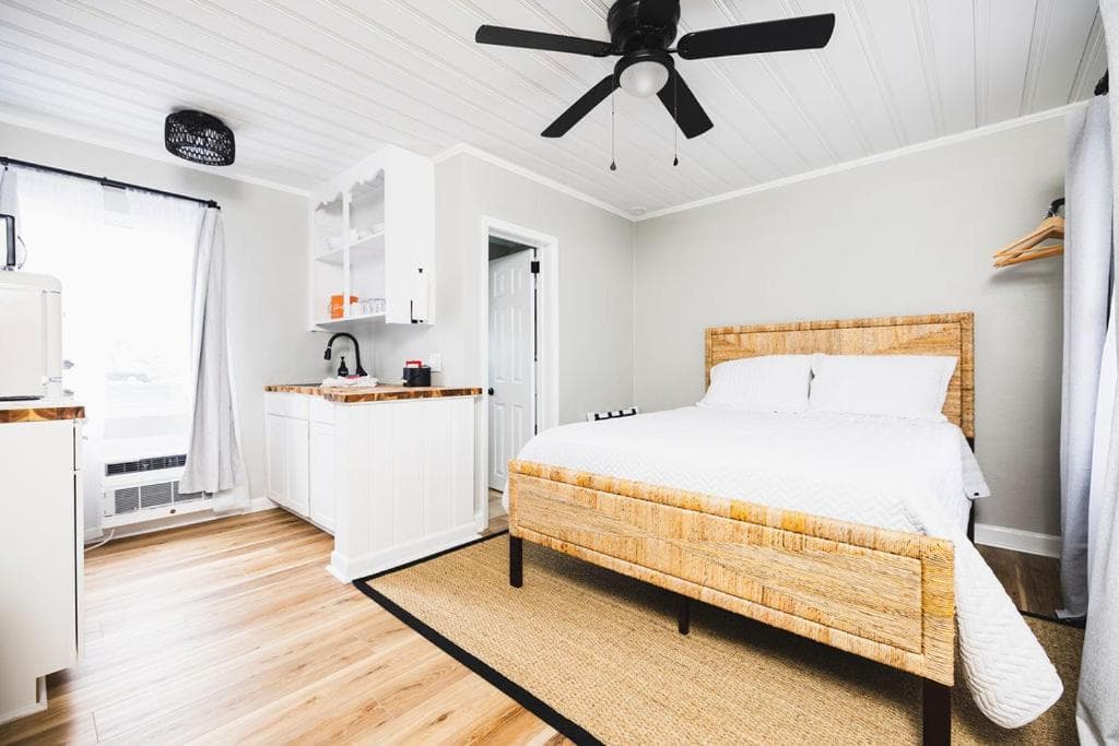 Seabirds Motel At Kure Beach gallery photo in Kure Beach, NC — image 51