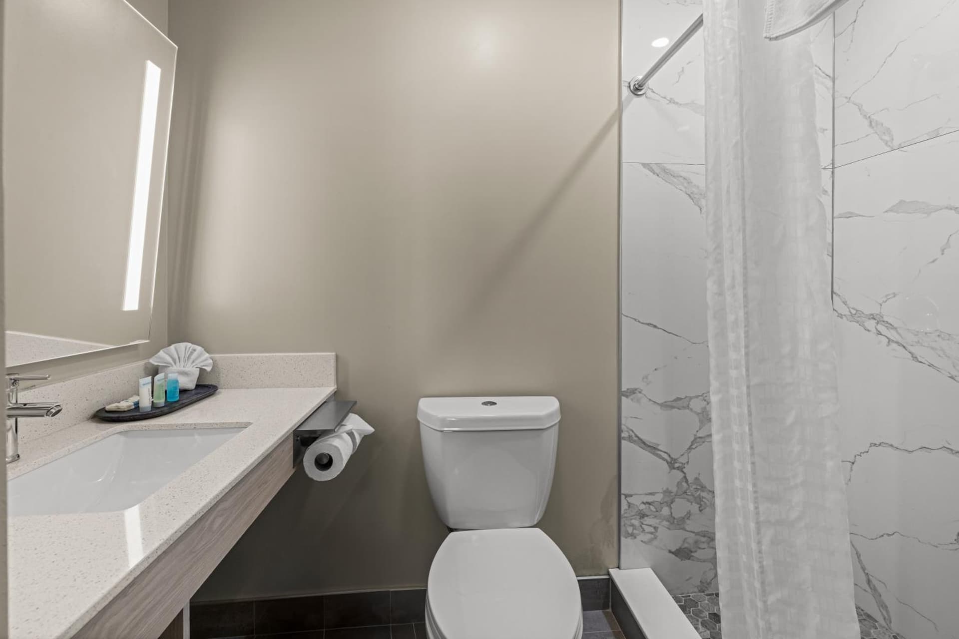 The Mulberry Hotel gallery photo in Westlake, LA — image 25