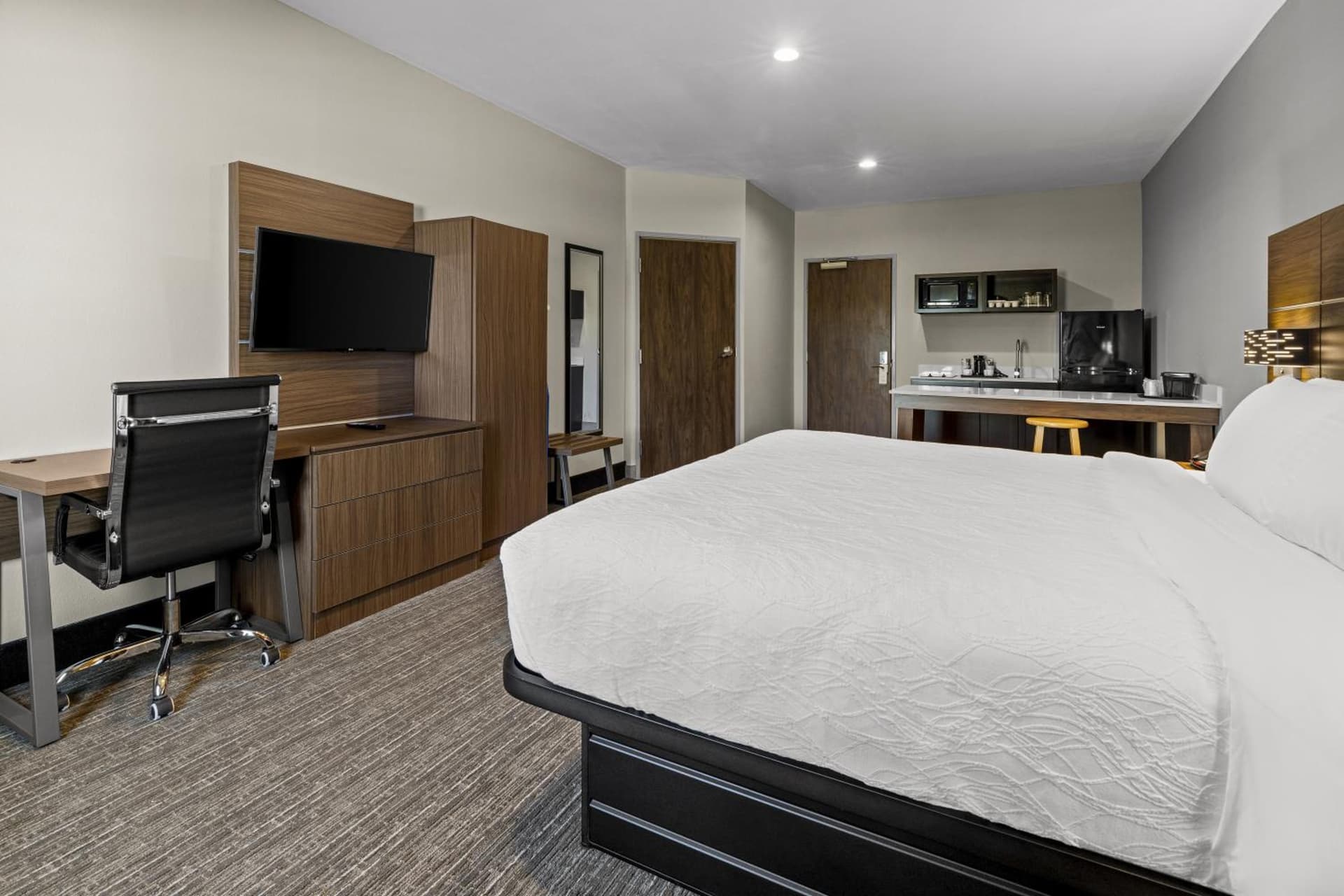 The Mulberry Hotel gallery photo in Westlake, LA — image 7