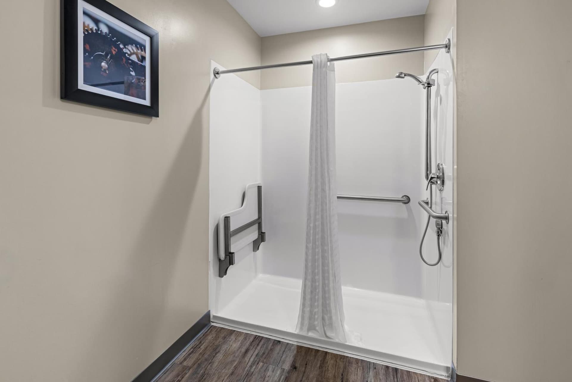 The Mulberry Hotel gallery photo in Westlake, LA — image 12