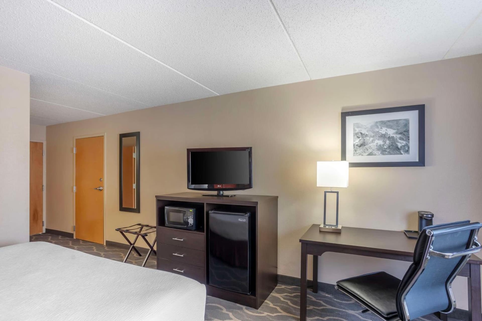 Best Western Inn at Blakeslee-Pocono gallery photo in Blakeslee, PA — image 25