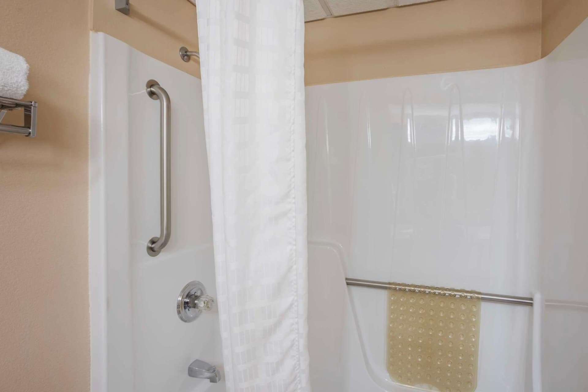 Best Western Inn at Blakeslee-Pocono gallery photo in Blakeslee, PA — image 66