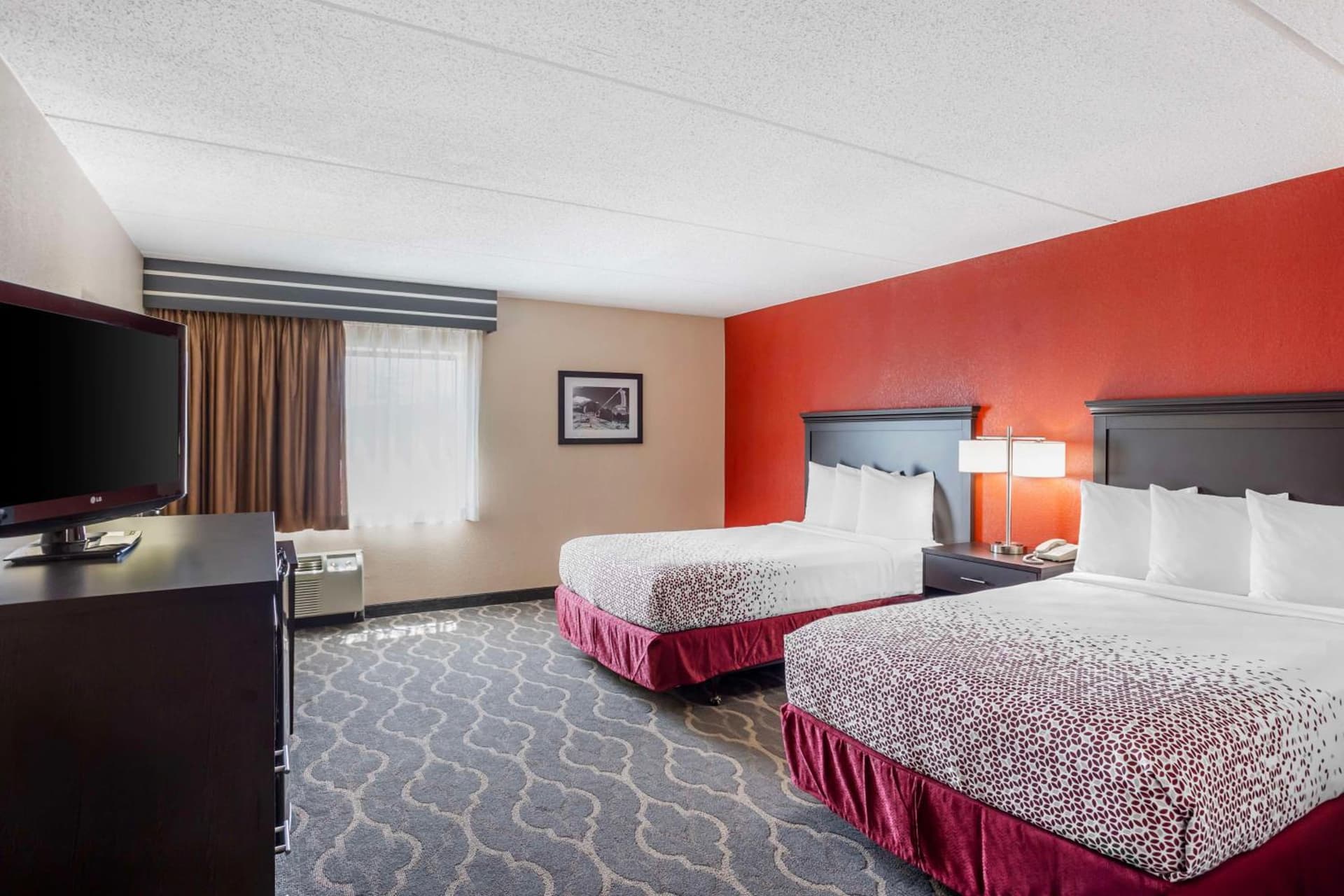 Best Western Inn at Blakeslee-Pocono gallery photo in Blakeslee, PA — image 60