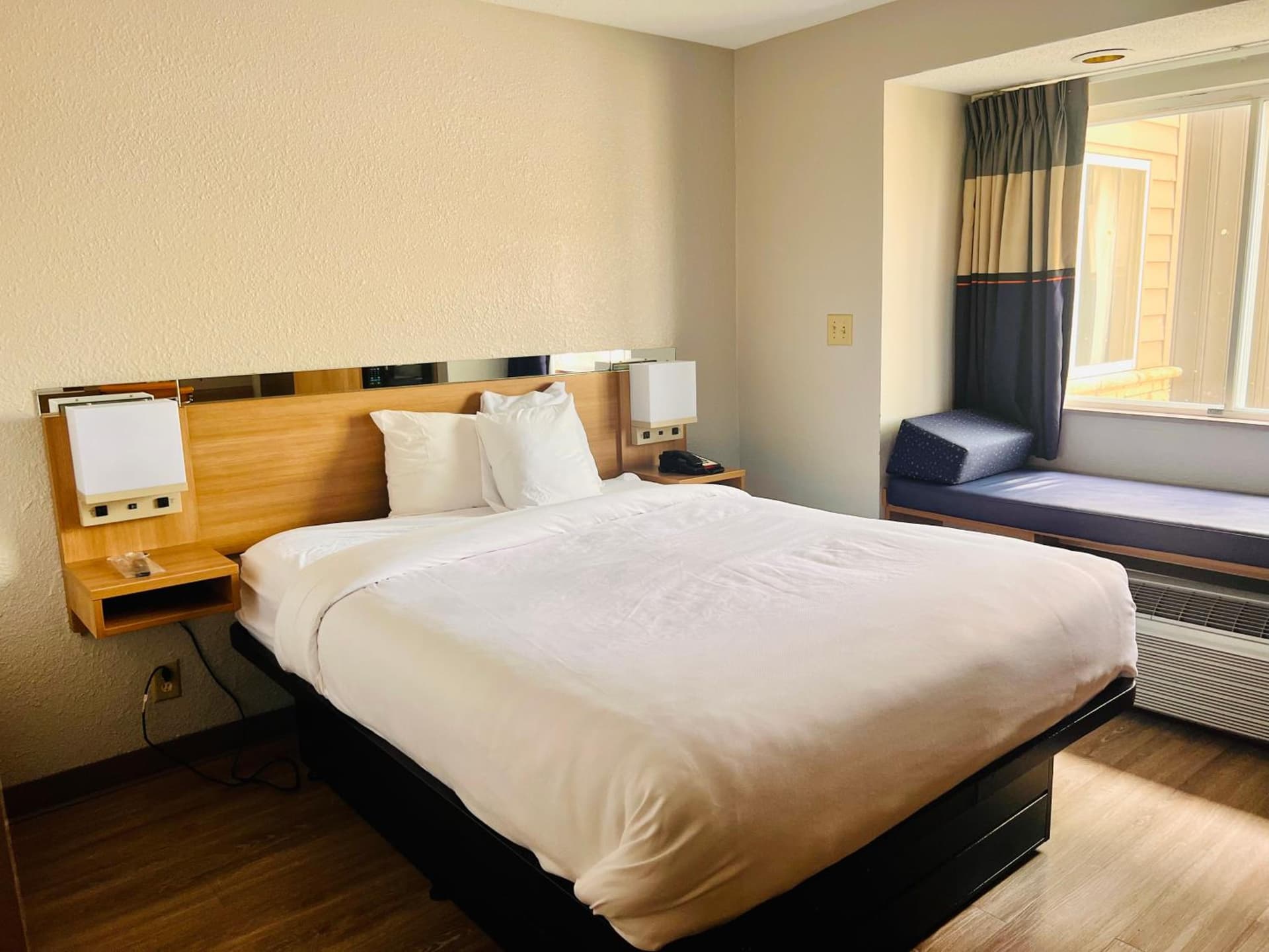 Microtel Inn by Wyndham Lexington gallery photo in Lexington, KY — image 38