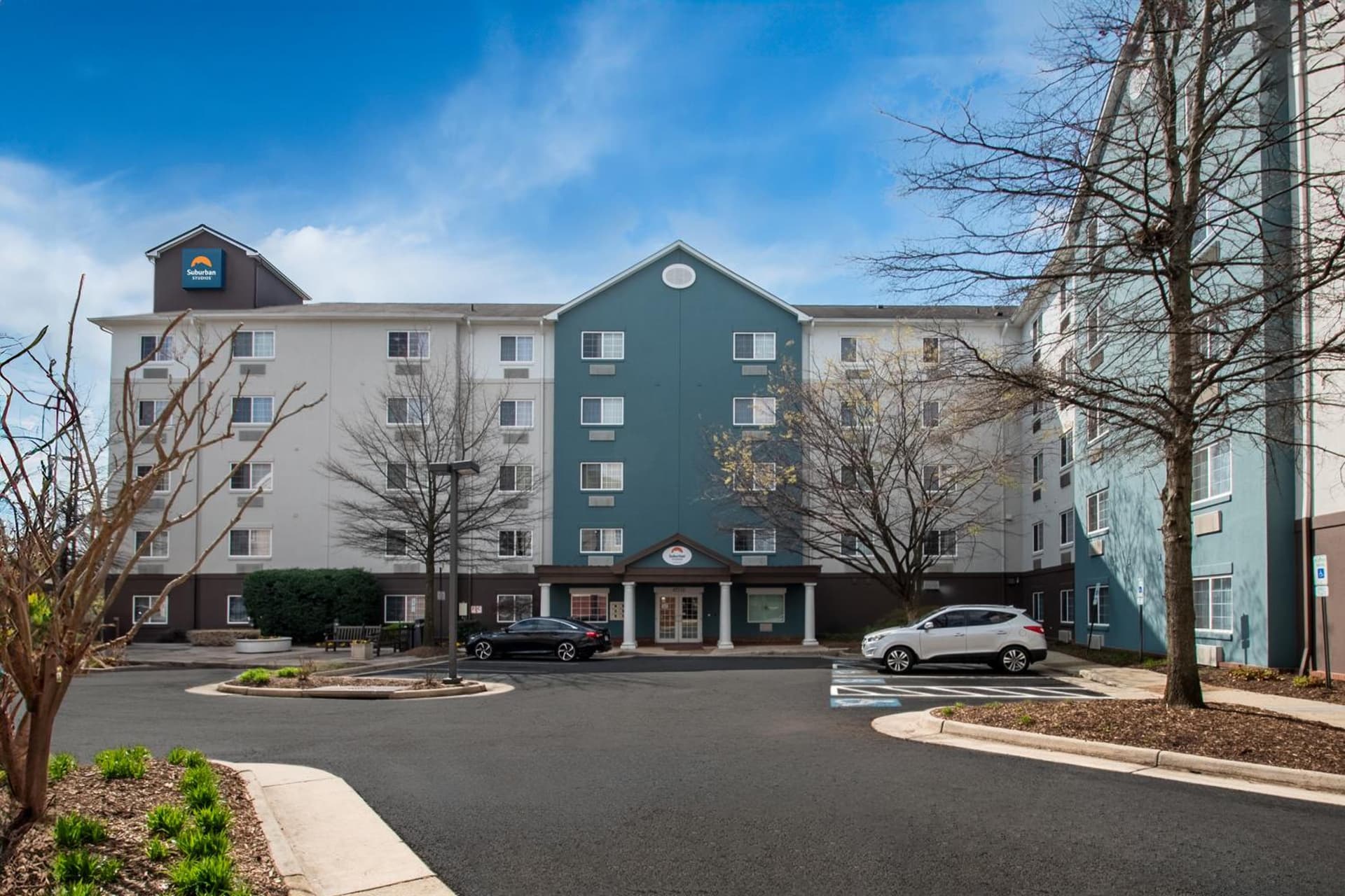 Suburban Studios Sterling - Washington Dulles featured exterior or lobby in Sterling, VA — similar hotel