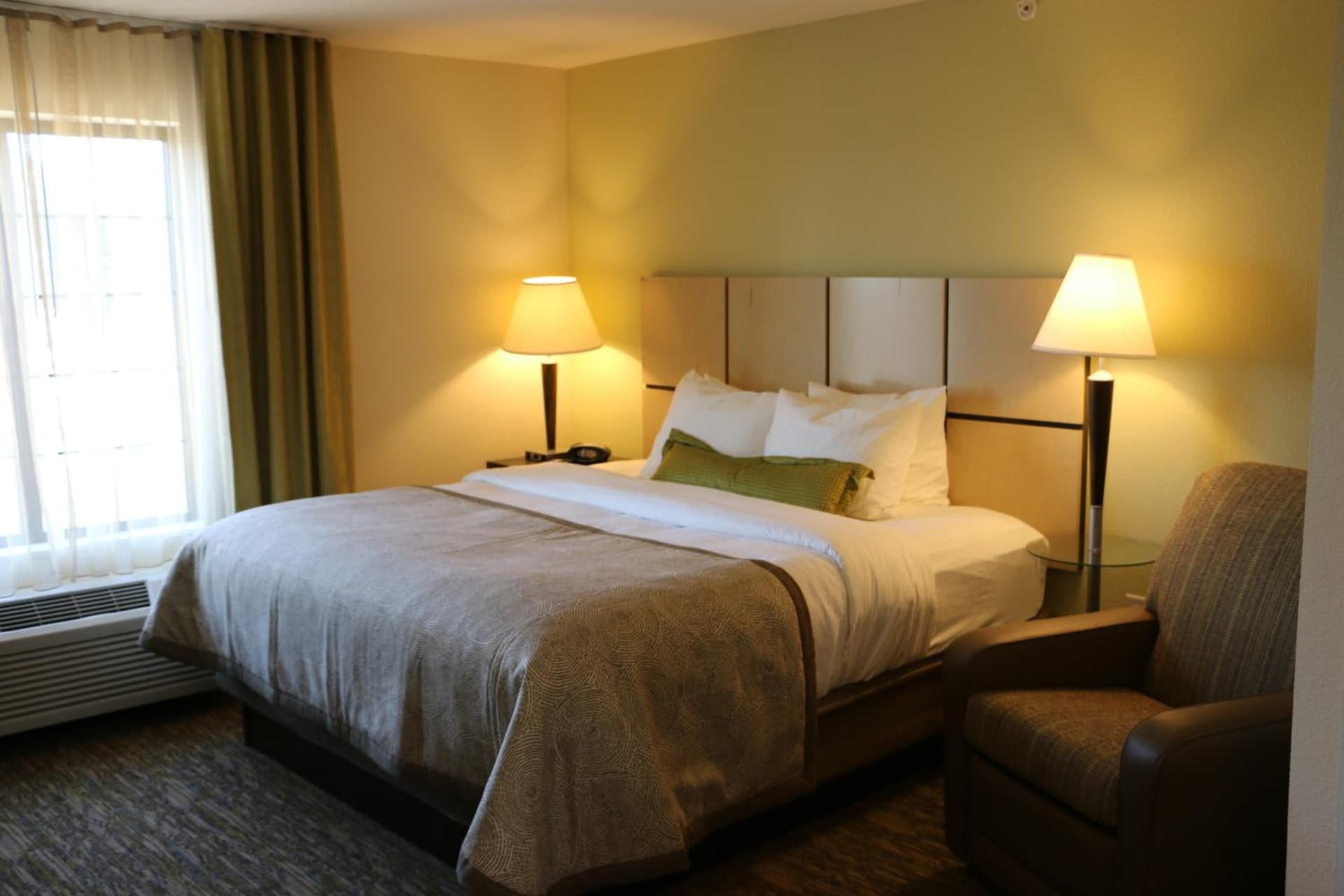 Candlewood Suites Bloomington by IHG gallery photo in Bloomington, IN — image 10