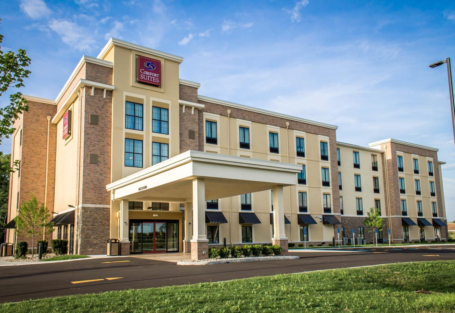 Comfort Suites Hartville-North Canton — hotel in Uniontown, Ohio