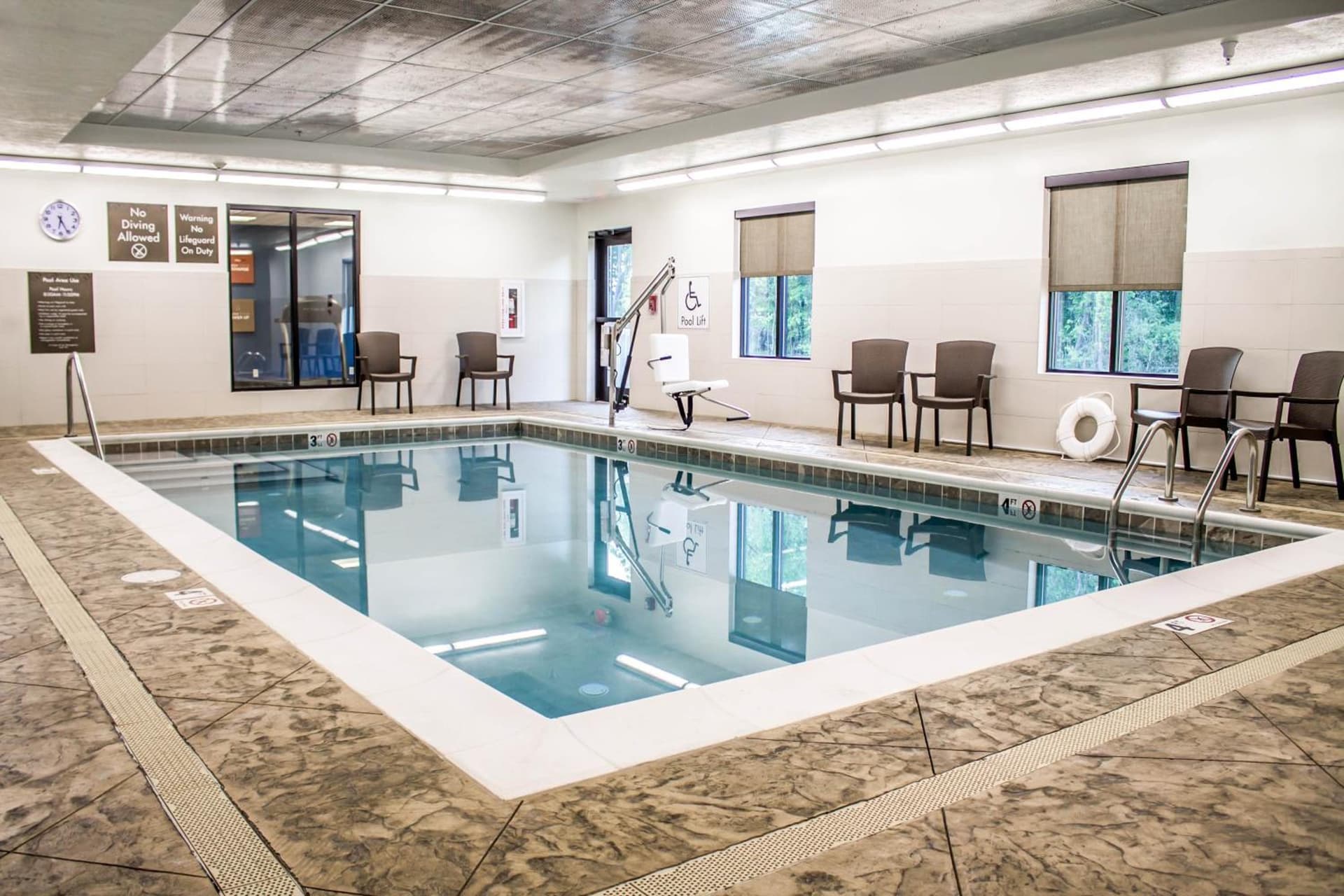 Comfort Suites Hartville-North Canton gallery photo in Uniontown, OH — image 30