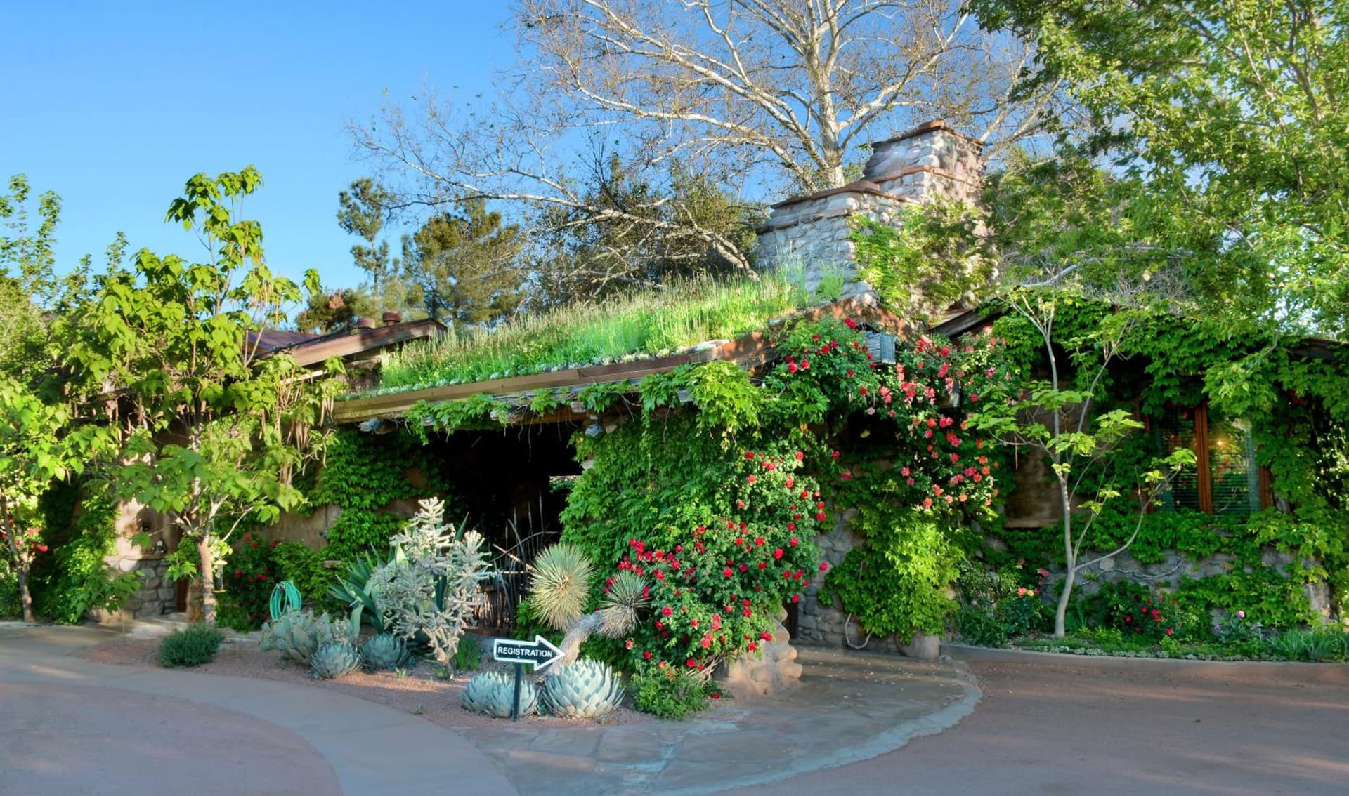 El Portal Sedona Hotel featured exterior or lobby in Sedona, AZ — similar hotel