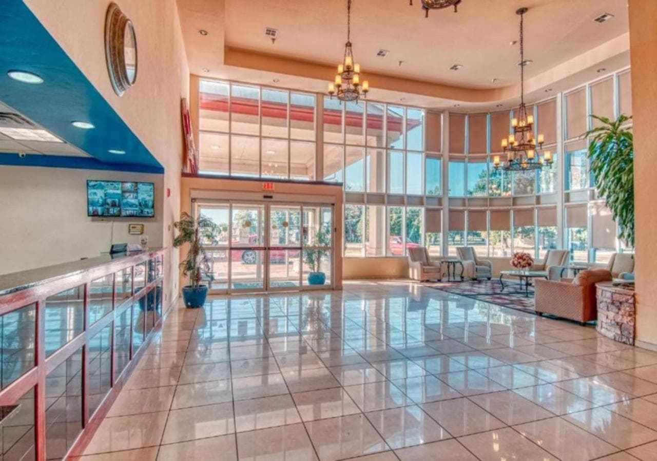 Express inn & suites gallery photo in Norman, OK — image 17