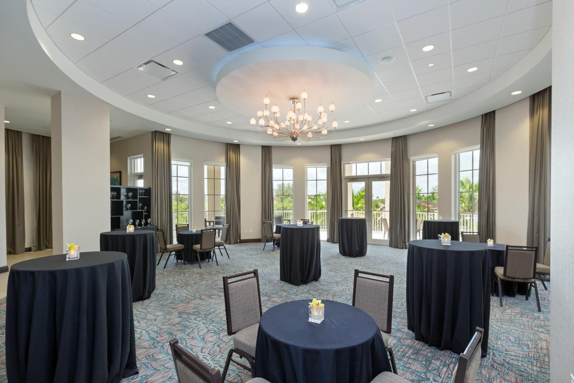 Wyndham Grand Jupiter at Harbourside Place gallery photo in Jupiter, FL — image 98
