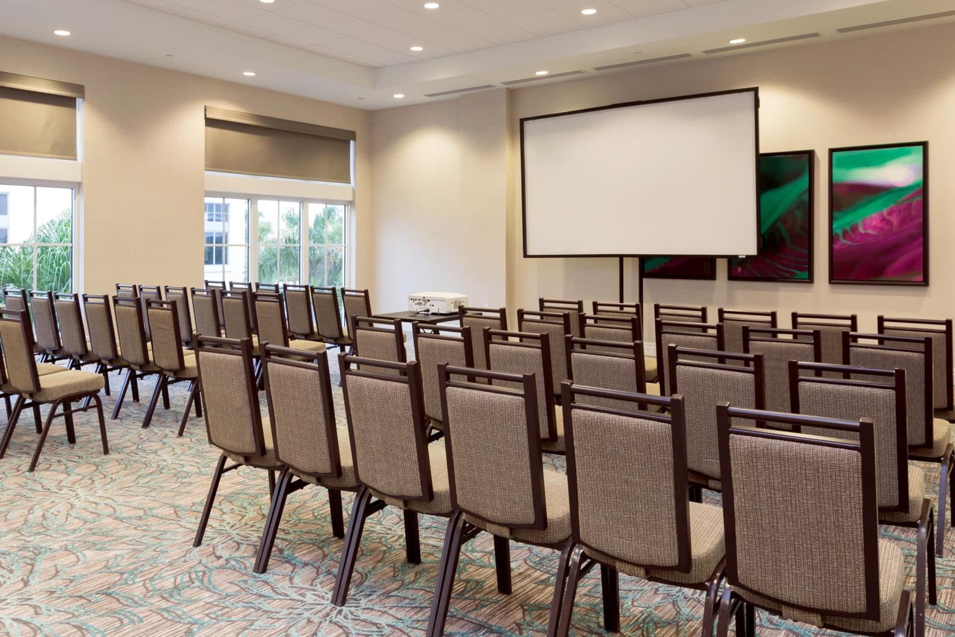 Wyndham Grand Jupiter at Harbourside Place gallery photo in Jupiter, FL — image 92