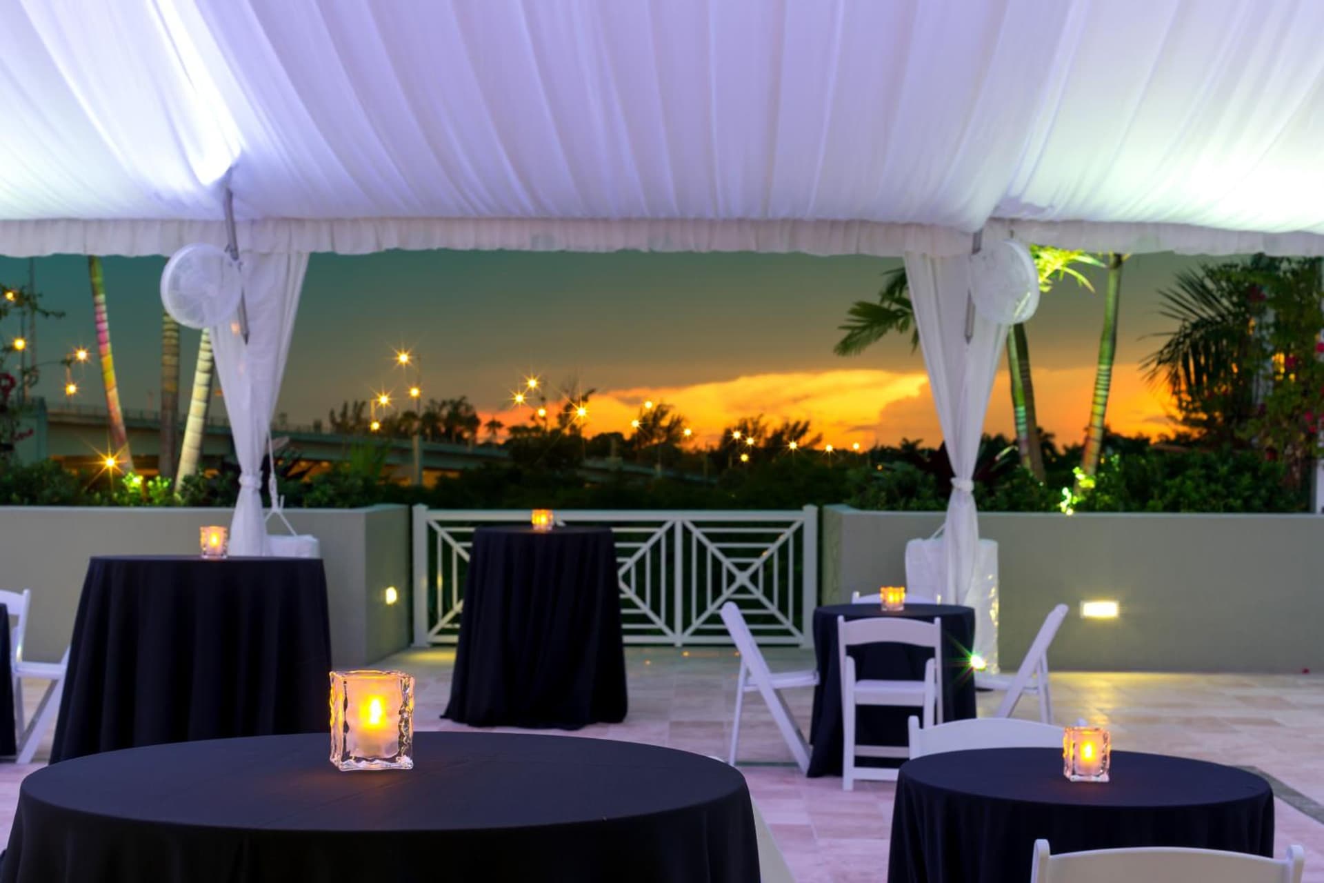 Wyndham Grand Jupiter at Harbourside Place gallery photo in Jupiter, FL — image 91