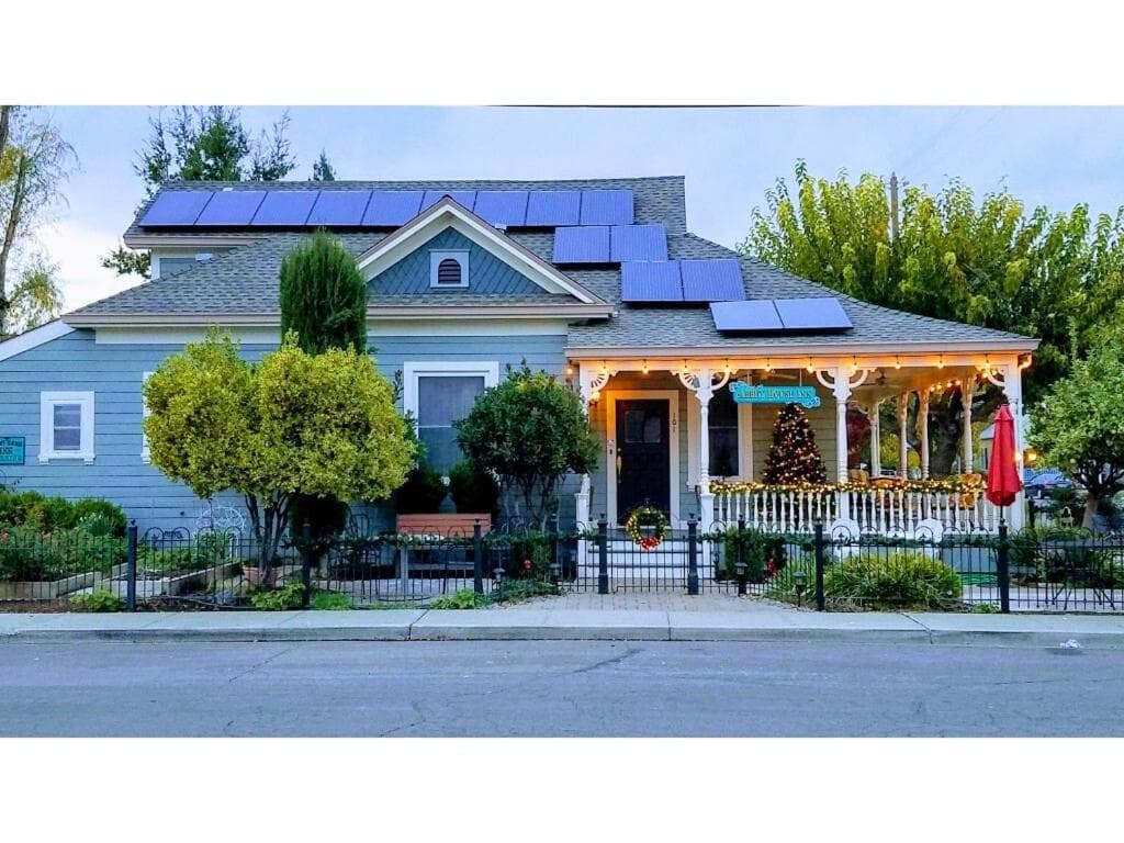 Abbey House Inn gallery photo in Winters, CA — image 16