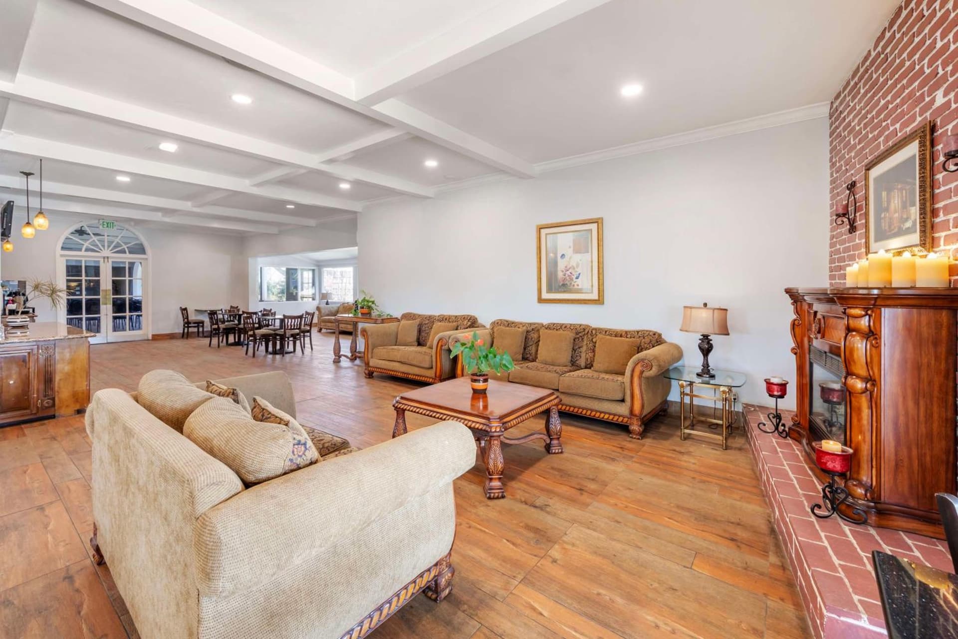 Best Western Plus Hill House gallery photo in Bakersfield, CA — image 39