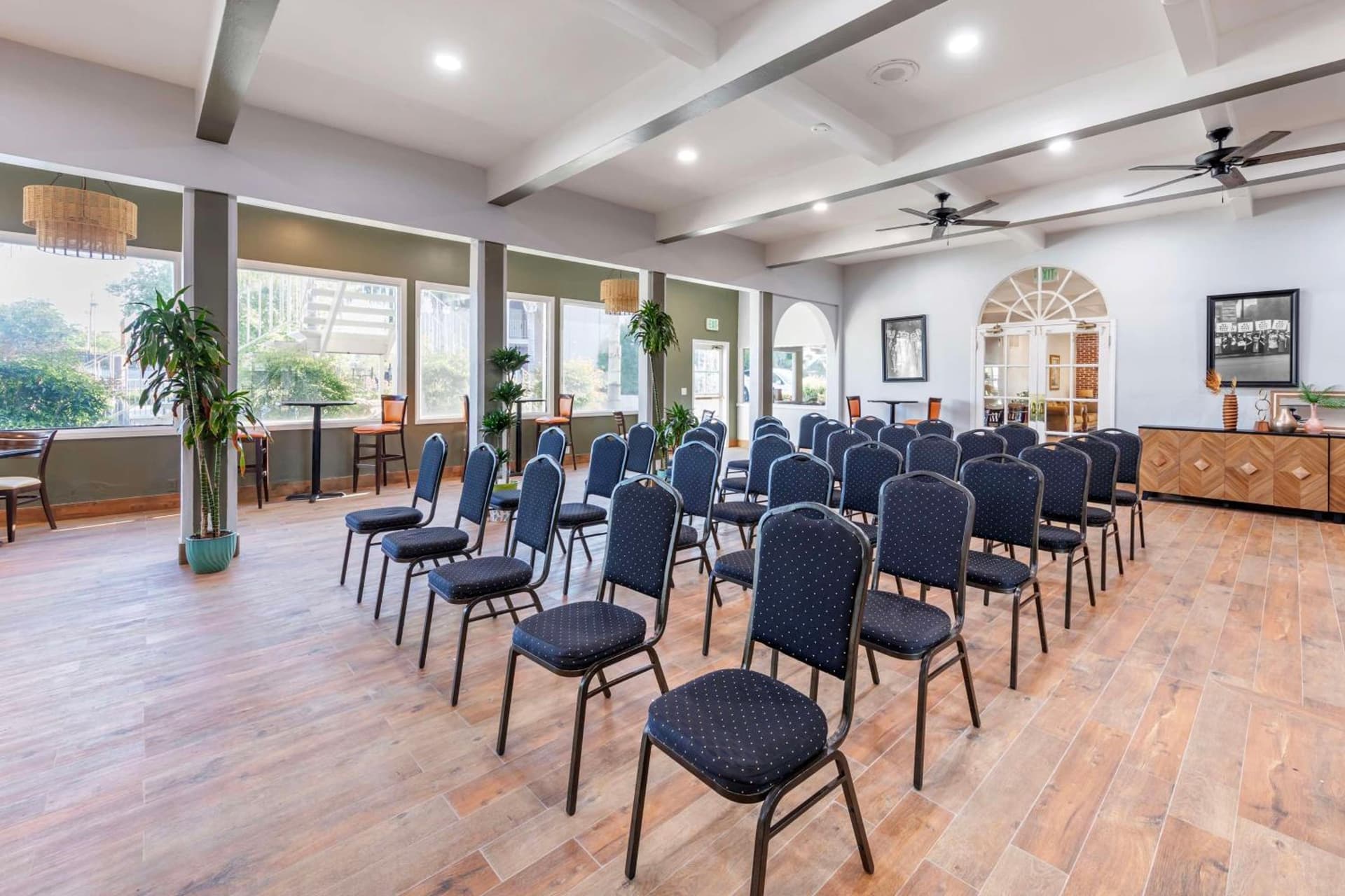 Best Western Plus Hill House gallery photo in Bakersfield, CA — image 19