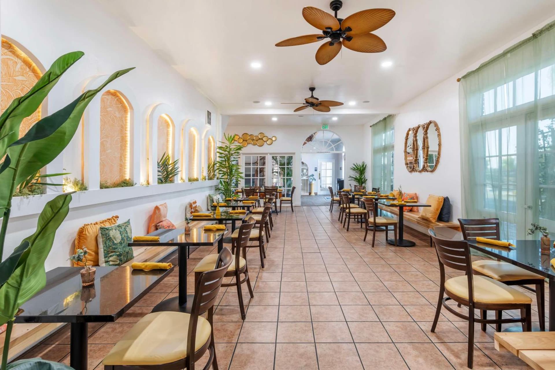 Best Western Plus Hill House gallery photo in Bakersfield, CA — image 5