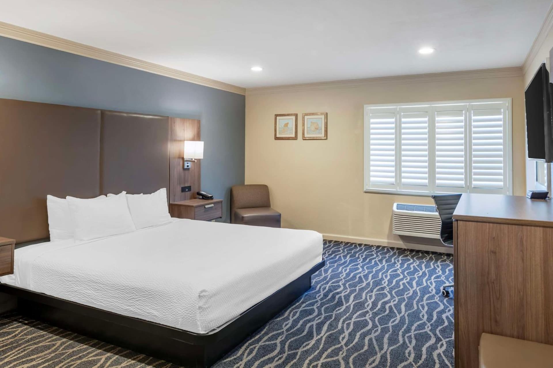 Best Western Plus Hill House gallery photo in Bakersfield, CA — image 34