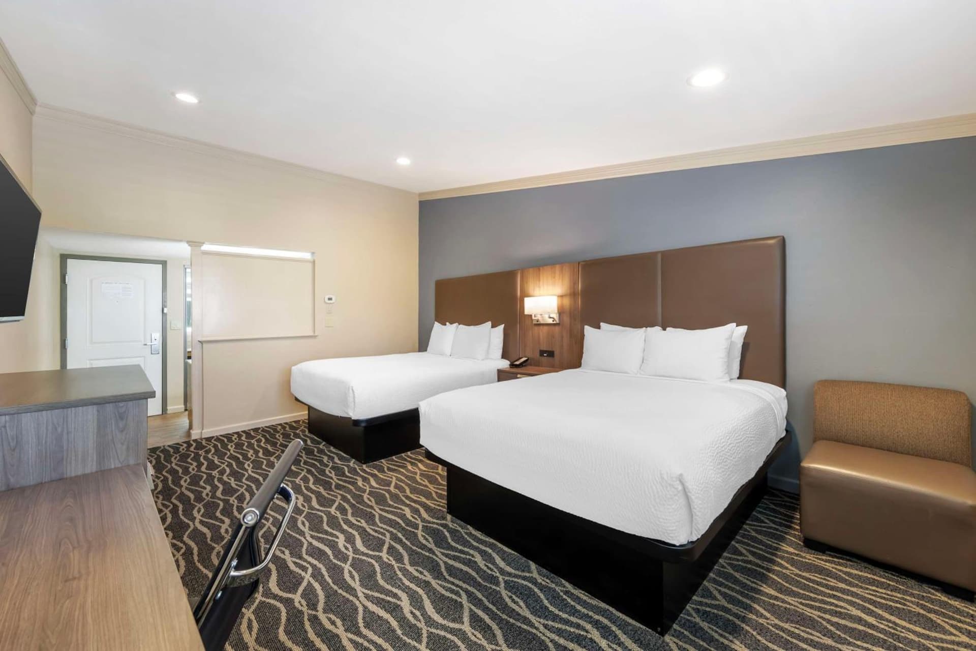 Best Western Plus Hill House gallery photo in Bakersfield, CA — image 20