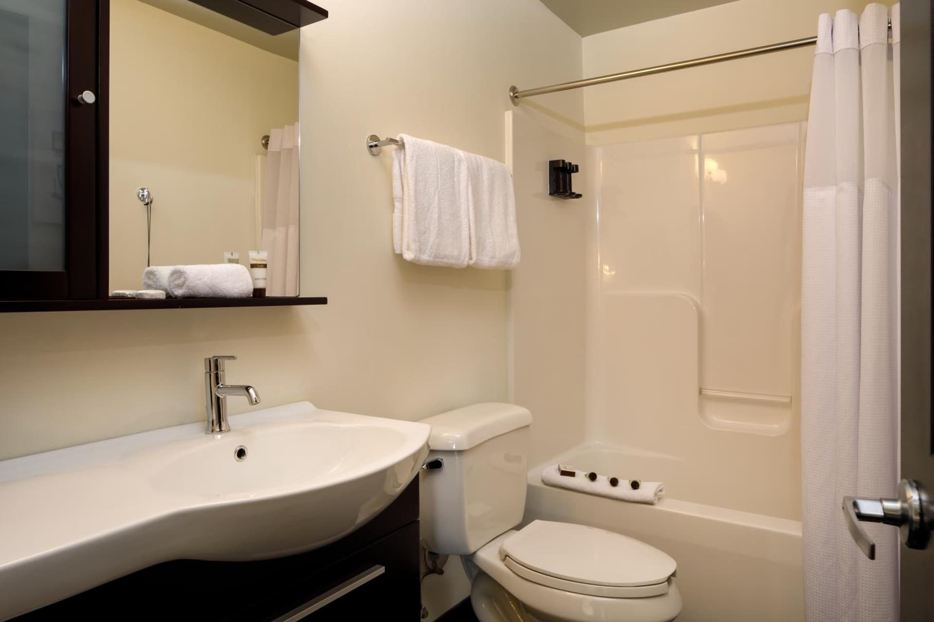Hotel Clemons gallery photo in Chattanooga, TN — image 24