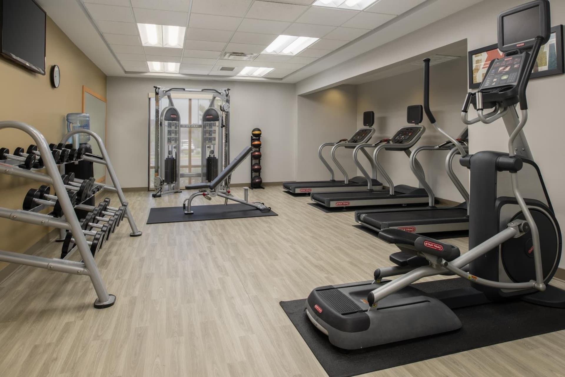 TownePlace Suites Richland Columbia Point interior in Richland, WA — gallery photo 2