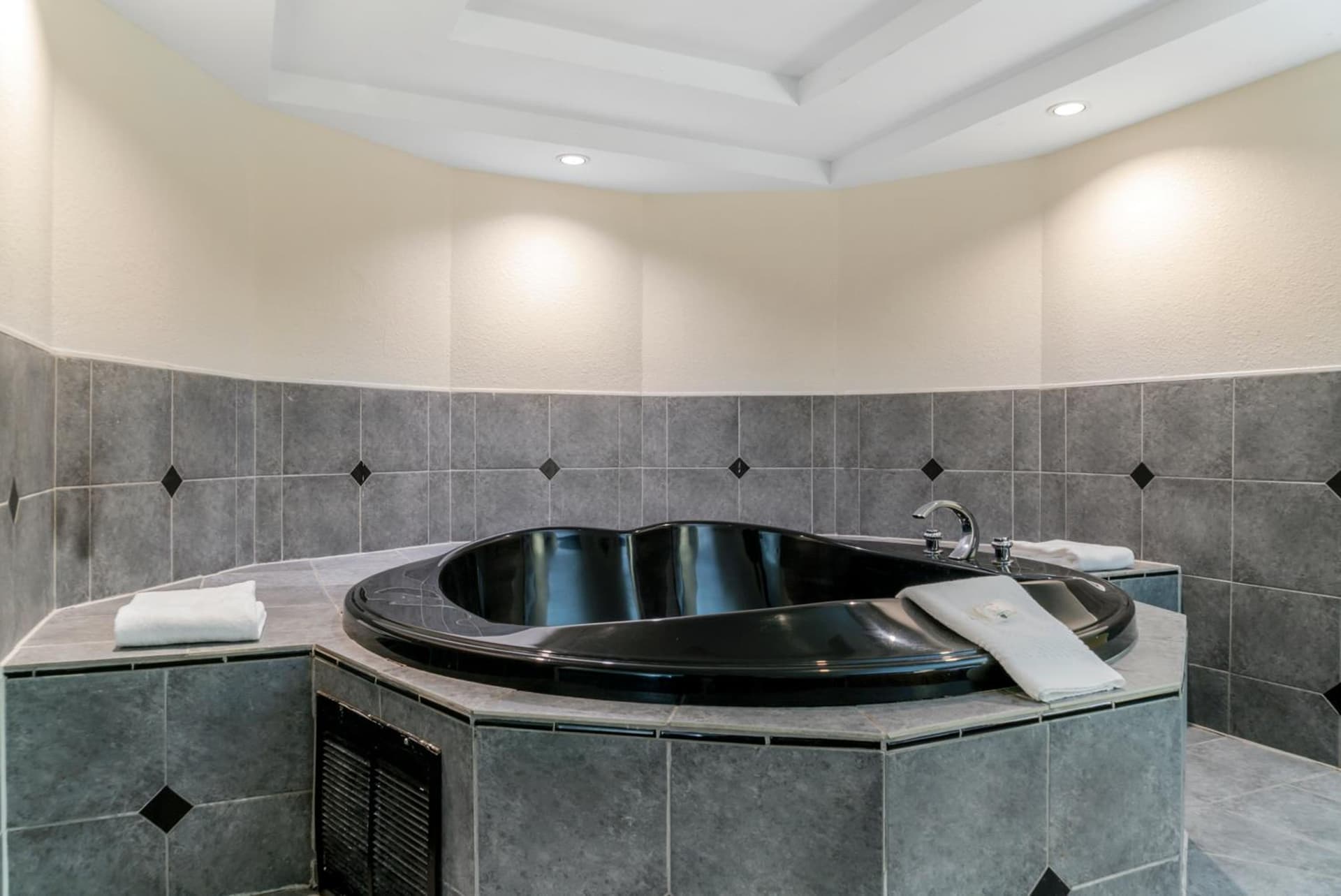 Quality Inn and Suites Livonia gallery photo in Livonia, MI — image 18