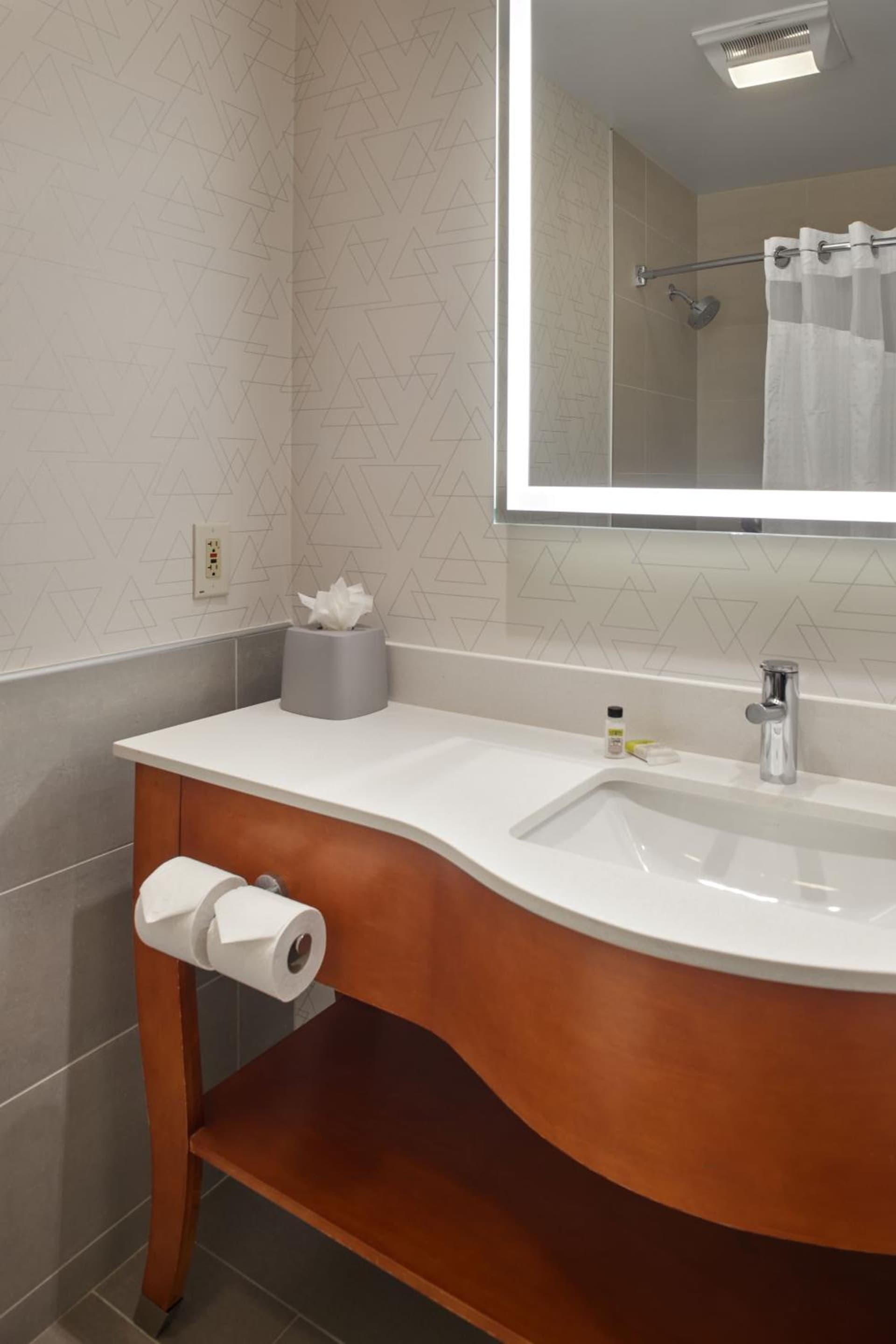 Holiday Inn Express - Akron NW - Fairlawn by IHG gallery photo in Akron, OH — image 6