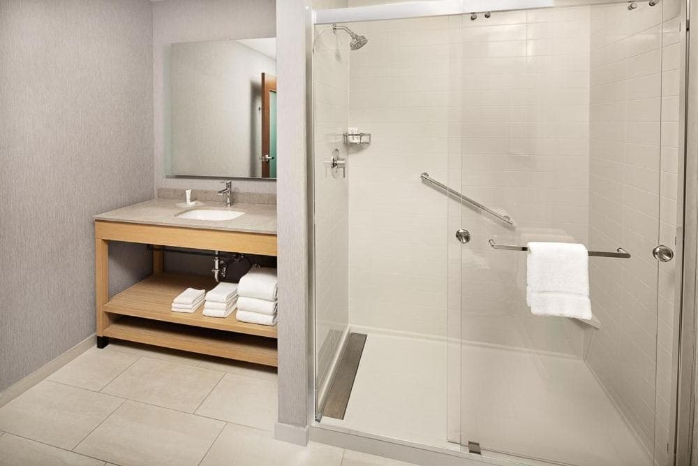 Hyatt Place Murfreesboro interior in Murfreesboro, TN — gallery photo 2