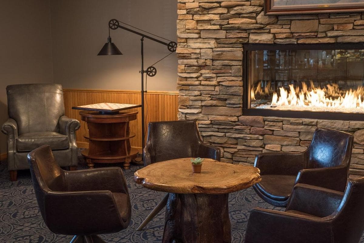 River District Hotel interior in Prairie du Chien, WI — gallery photo 2