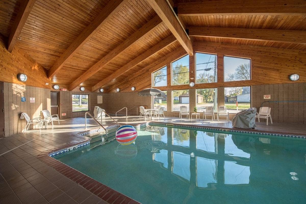 River District Hotel property views in Prairie du Chien, WI — gallery photo 3