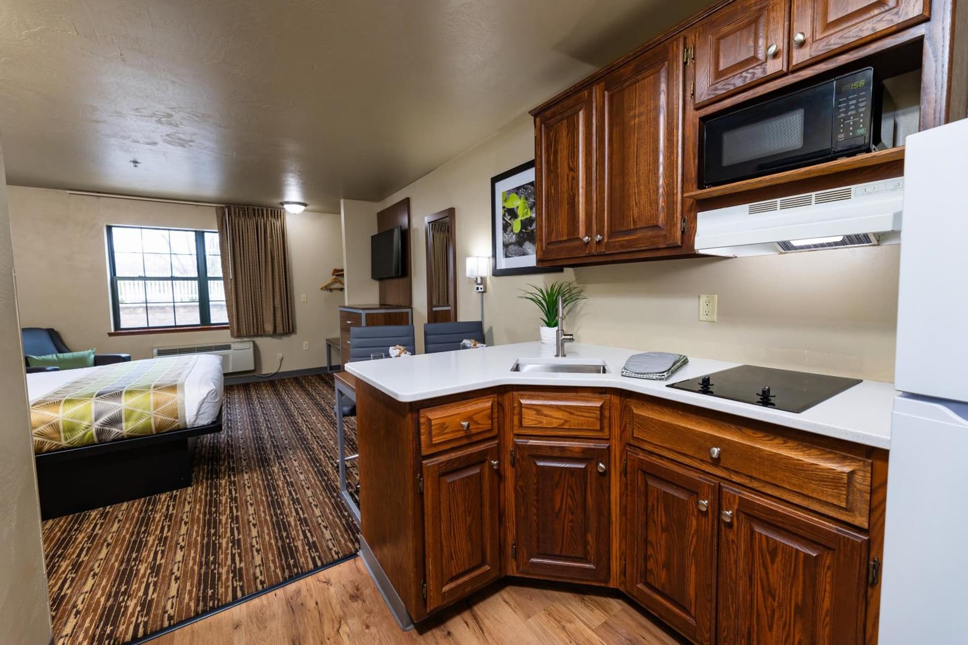 Extended Stay Airport gallery photo in Green Bay, WI — image 24
