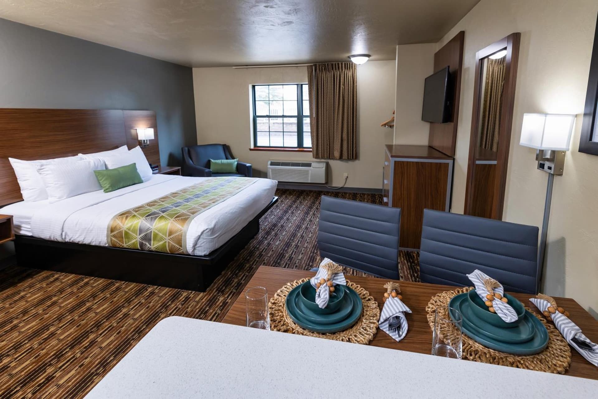 Extended Stay Airport property views in Green Bay, WI — gallery photo 3