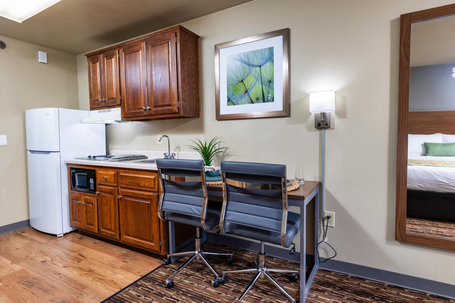 Extended Stay Airport gallery photo in Green Bay, WI — image 4