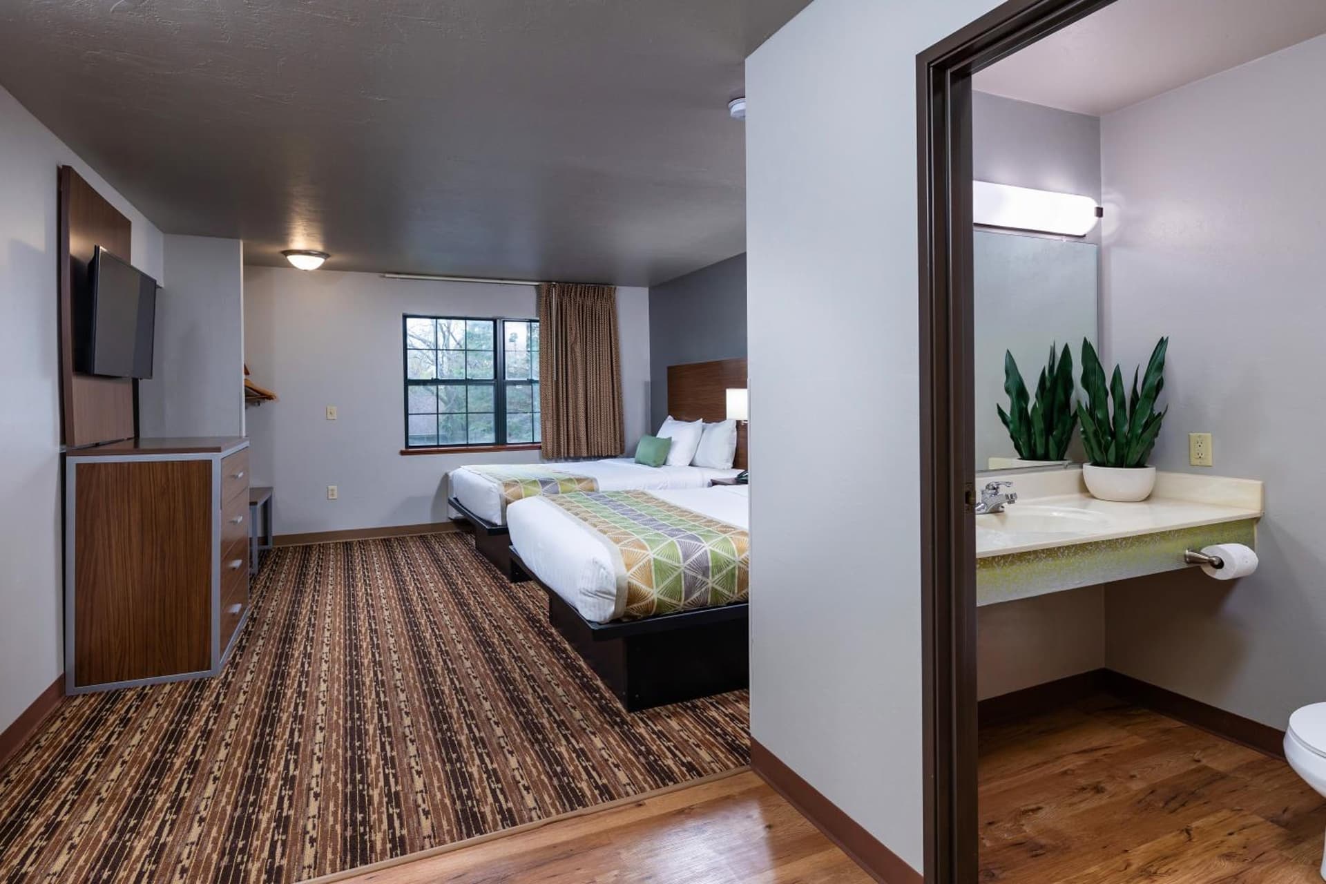 Extended Stay Airport gallery photo in Green Bay, WI — image 18